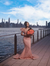 Glamorous Dusty Rose Off-The-Shoulder Sweetheart Wedding Dresses Mermaid Column Floor Length With Beads