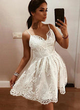 A-Line V-Neck Sleeveless Short/Mini Lace Little White Homecoming Dresses