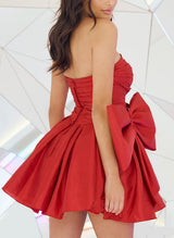 A-Line Strapless Sleeveless Short/Mini Taffeta Homecoming Dresses With Bow(s)