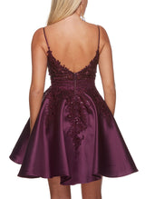 A-Line Square Neckline Sleeveless Short/Mini Lace/Satin Homecoming Dresses