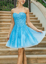 A-Line Sweetheart Sleeveless Short/Mini Lace Homecoming Dresses