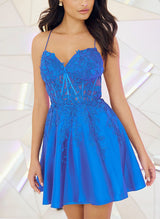 A-Line Sweetheart Sleeveless Short/Mini Lace Homecoming Dresses
