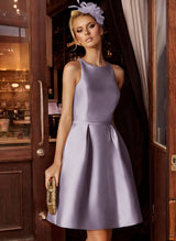 A-Line/Princess Scoop Neck Satin Sleeveless Knee-Length Homecoming Dresses With Pockets