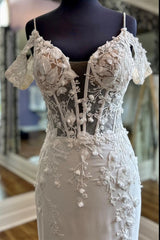 Luxury V-Neck Off-The-Shoulder Wedding Dresses Sleeveless Spaghetti-Straps Appliques Lace Open Back With Buttons