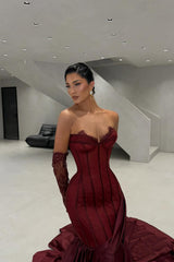 Sparkling Burgundy Sweetheart Strapless Satin Evening Dresses Mermaid Sheath With Gloves