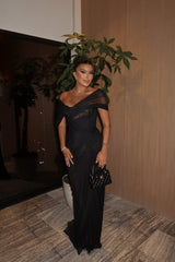 Glamorous Black Off-The-Shoulder Mermaid Evening Dresses Sheath Lace With Pleats