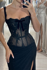 Elegant Black Spaghetti-Strap Sleeveless Mermaid Evening Dresses Lace High Split With Pleats