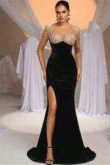 Romantic Black Jewel Long Sleeves Velvet Evening Dresses Mermaid High Split With Pearls