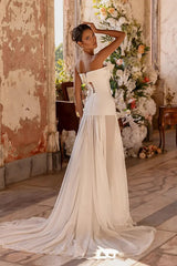 Dreamy White Strapless Sleeveless Chiffon Evening Dresses A-Line Lace-Up Back With Flower