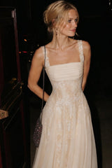 Glamorous Straps Sleeveless Lace Tulle Evening Dresses A-Line With Pleats