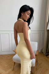 Dazzling Daffodil V-Neck Halter Sleeveless Mermaid Evening Dresses Column With Pleats Zipper