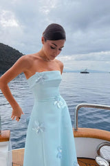 Chic Blue Strapless Sleeveless Satin Evening Dresses A-Line With Crystals