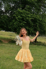 Pretty Daffodil Spaghetti-Straps Sleeveless Homecoming Dresses Mini With Zipper Pleats