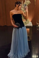 Elegant Black Blue Strapless Sleeveless A-Line Evening Dresses Floor Length With Pleats