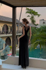Romantic Black V-Neck Straps Sleeveless Satin Lace Mermaid Sheath Evening Dresses