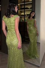 Chic Green Sweetheart Short Sleeves Mermaid Evening Dresses Floor Length With Lace-Up Back
