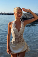 Unique V-Neck Halter Sleeveless Lace Homecoming Dresses Mini With Pleats