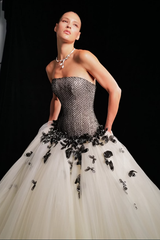 Luxurious Black White Strapless Sleeveless Tulle Evening Dresses Long With Pocket Pleats