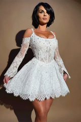 Modern Spaghetti-Straps Long Sleeves Lace Homecoming Dresses Mini With Pleats
