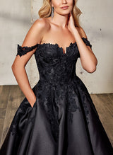 Ball-Gown Elegant Sweetheart Sleeveless Court Train Wedding Dresses Lace-Dbrbridal