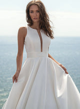 Ball-Gown Lace Back Wedding Dresses Scoop Neck Court Train-Dbrbridal