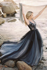 Black Gothic Wedding Dresses A-Line Chic V-Neck Sleeveless Ball Gown Tulle Lace Bridal Gown-Dbrbridal