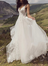 Boho Garden Chic A-line V-neck Retro style Tulle Wedding Dresses Appliques Lace-Dbrbridal