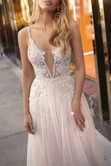 Boho Wedding Dress A-line Chic V-Neck Straps Sleeveless Tulle Beach Bridal Gowns-Dbrbridal