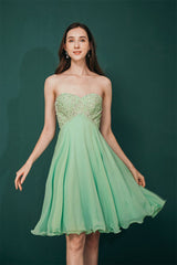 Burgundy Evening Gowns Sweetheart Gorgeous Beadings Chiffon Homecoming Dress-Dbrbridal