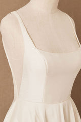 Casual Wedding Dress With Train Satin Fabric Strapless Sleeveless Pockets A-Line Bridal Gowns-Dbrbridal