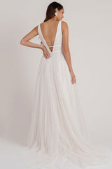 Casual White Wedding Dress A-Line Chic V-Neck Sleeveless Long Pleated Tulle Bridal Gowns-Dbrbridal