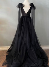 Chic A-line Chapel Train Wedding Dresses Black Lace V-neck Sleeveless-Dbrbridal