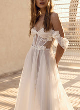 Chic A-line Elegant Sweetheart Sleeveless Court Train Chiffon Wedding Dresses Lace Appliques-Dbrbridal