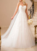 Chic A-line Strapless Sleeveless Tulle Lace Court Train Wedding Dresses Appliques Lace-Dbrbridal
