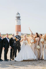 Classy White Backless Wedding Gown Lace Appliques V-Neck-Dbrbridal