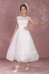 Elegant Net Round Neck Mini Wedding Dress Short Simple Birdal Gowns-Dbrbridal
