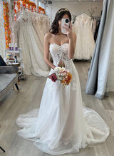 Elegant Sweetheart Chic A-line Wedding Dresses Long Sleeves Sweep Train Tulle Fabric Appliques Lace-Dbrbridal