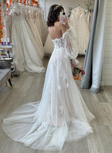 Elegant Sweetheart Long Sleeves Chic A-line Wedding Dress Appliques Lace Sweep Train-Dbrbridal