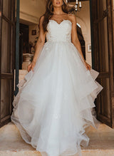 Elegant Sweetheart Sleeveless Tulle Wedding Dresses Appliques Lace-Dbrbridal