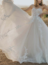 Elegant Tulle Wedding Dresses Appliques Lace Chic A-line Elegant Sweetheart Sleeveless-Dbrbridal