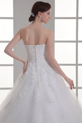 Ivory Sweetheart Neck Strapless Beading Net Wedding Dress-Dbrbridal