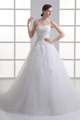 Ivory Sweetheart Neck Strapless Beading Net Wedding Dress-Dbrbridal