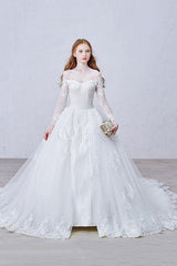 Lace Wedding Dress Princess Bridal Dress White Off The Shoulder Applique Illusion Heart Back Design Luxury Bridal Gown With Cathedral Train-Dbrbridal