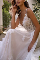 Lace Wedding Dresses A-line Chic V-Neck Sleeveless Appliqued Bridal Gowns With Train-Dbrbridal