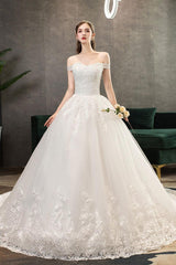 Lace Wedding Dresses Ivory Lace Applique Off The Shoulder Short Sleeve Princess Bridal Gown With Train-Dbrbridal