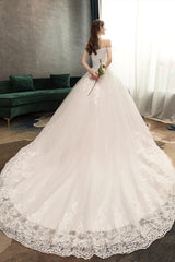 Lace Wedding Dresses Ivory Lace Applique Off The Shoulder Short Sleeve Princess Bridal Gown With Train-Dbrbridal
