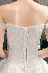 Lace Wedding Dresses Ivory Lace Applique Off The Shoulder Short Sleeve Princess Bridal Gown With Train-Dbrbridal