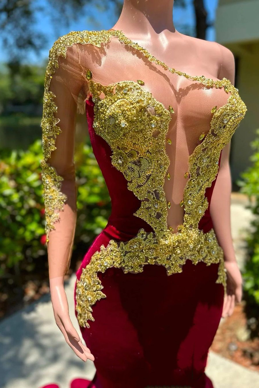 Long sleeves One shoulder Gold Appliques Burgundy Prom Dresses – Dbrbridal