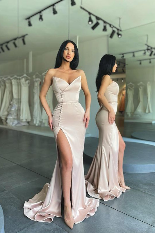 modern mermaid dress Backless Strapless Modern Mermaid Wedding Dresses Cathedral Train Lace Dresses for Weddings