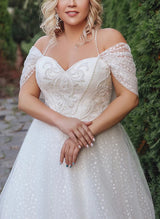 Plus Size Chic A-line Elegant Sweetheart Sleeveless Sweep Train Lace Wedding Dresses-Dbrbridal